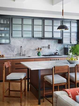 modern glass kitchen cabinets