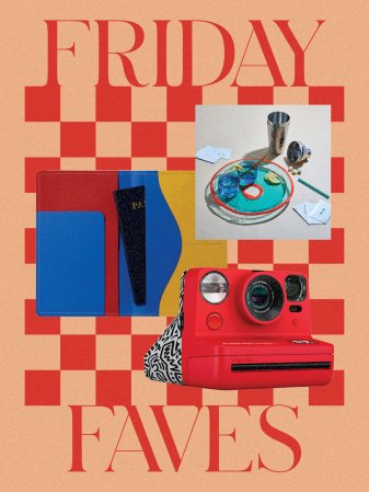 A Mondrian-Esque Passport Case, a French Press for Your Christmas Tree, and More Design-y Gift Ideas