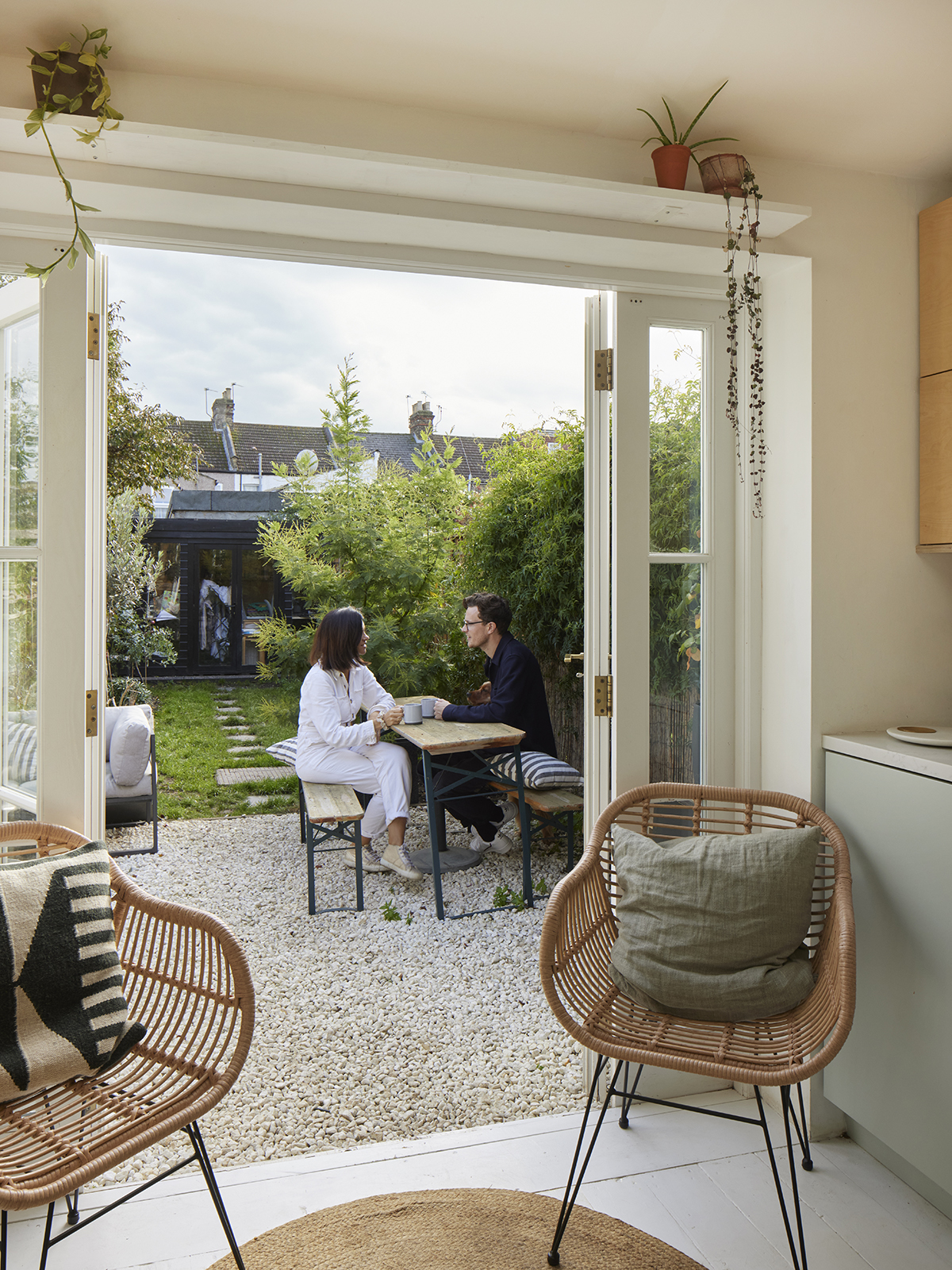 couple at outdoor dining table